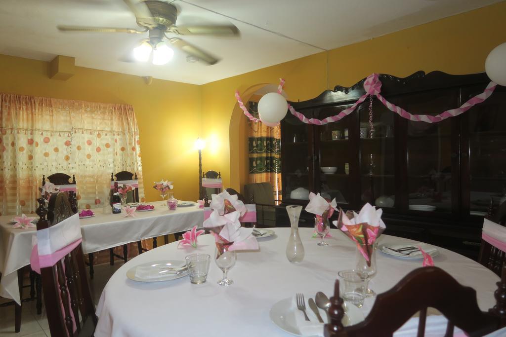 Enchanted Villas Inn Teluk Montego Bagian luar foto